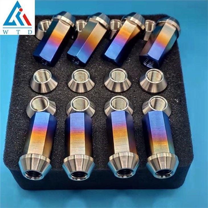 Изгореле титанијумске матице