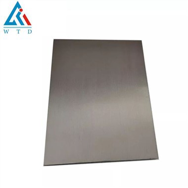 Титанијумски лим 1220 Кс 2440 мм